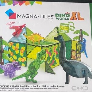 Magna tiles Dino World XL Set- 2 pc missing